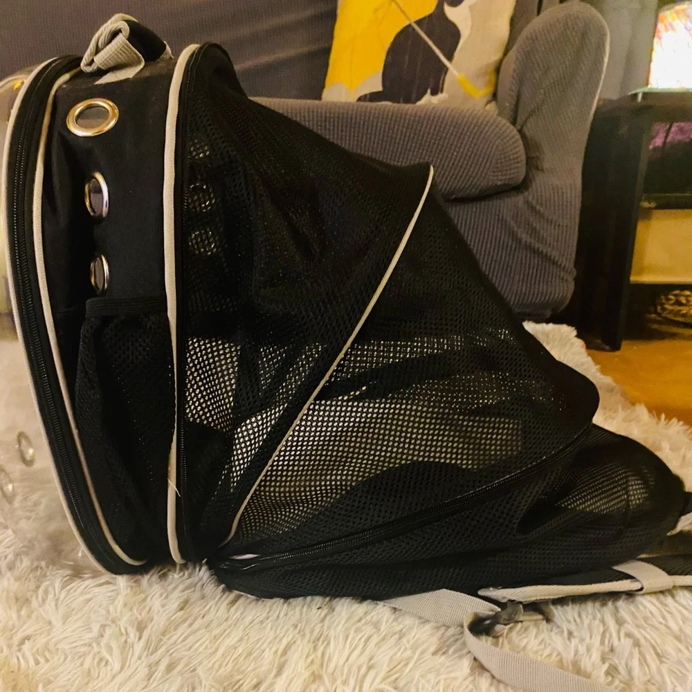 Whisker City Pet Carrier